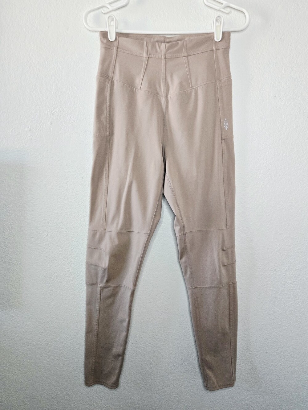 Free People Movement Tan Joggers Athletic Pants Leggings Track Pants Medium